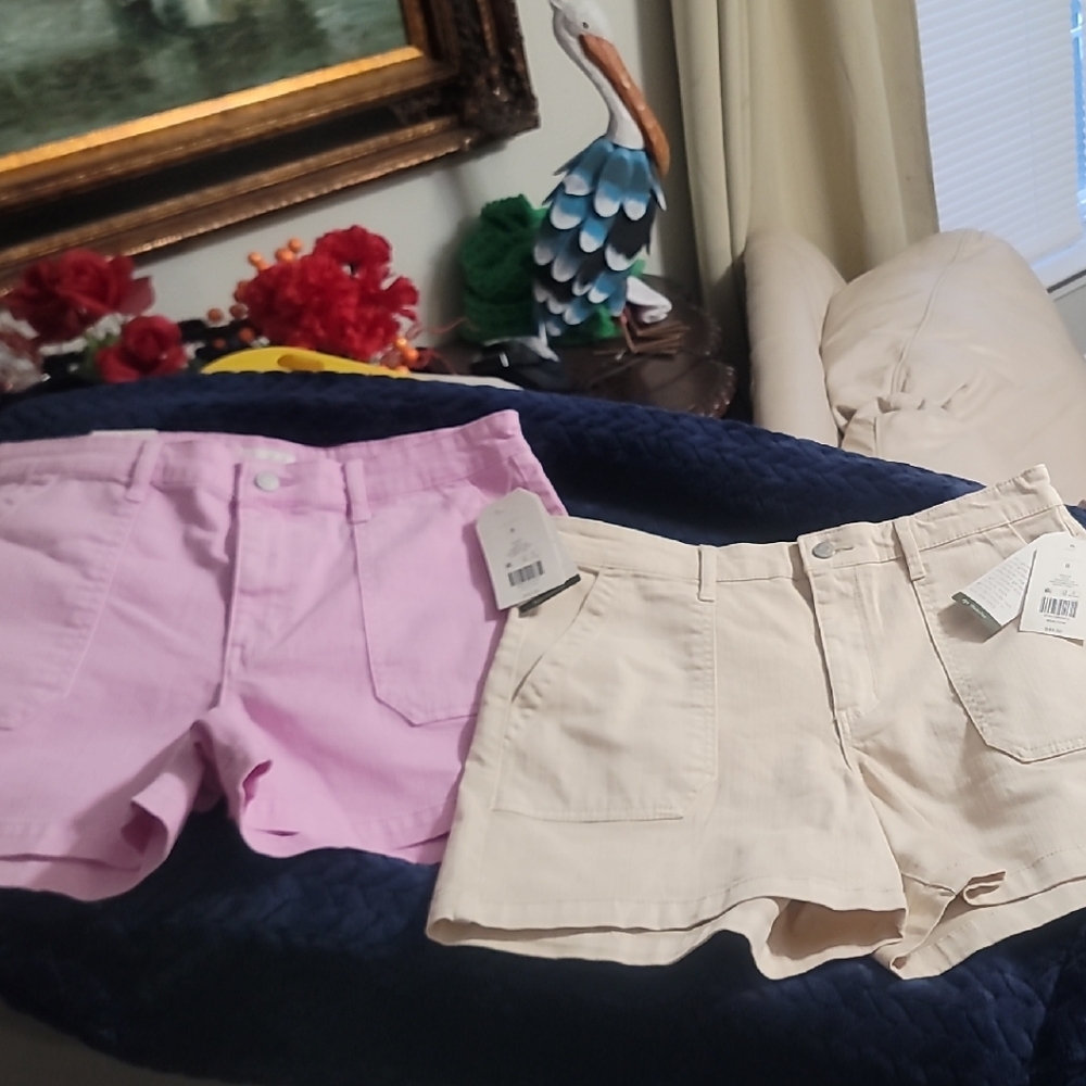 Wonderly Women's Cargo Shorts in Pink and Cream